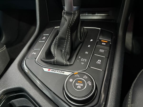 17 Volkswagen Tiguan R-Line DSG 4Motion 360362148