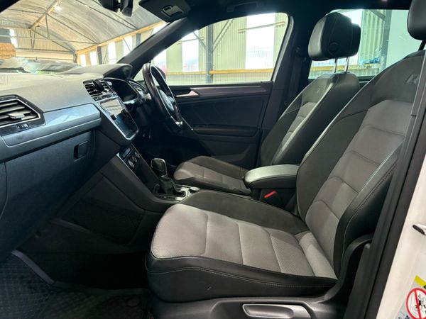 17 Volkswagen Tiguan R-Line DSG 4Motion 360362141