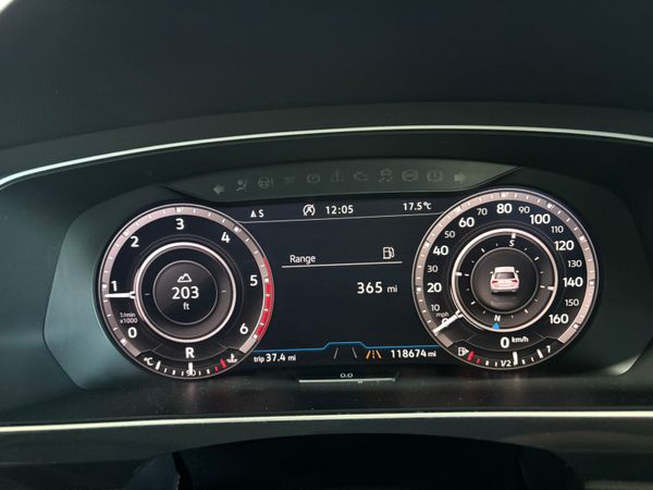 17 Volkswagen Tiguan R-Line DSG 4Motion 360362151