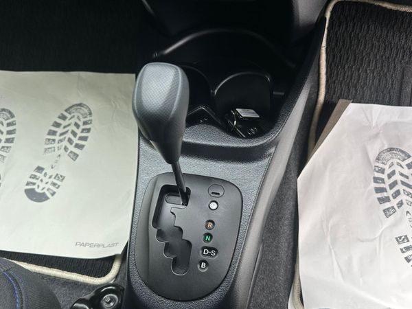 Toyota Vitz 2016 39K Miles Push start immobiliser 360376493