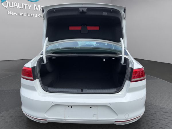 2016 VW PASSAT (S125) 360384306