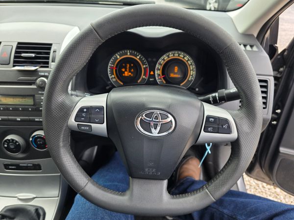 Toyota Corolla 2012 360445062