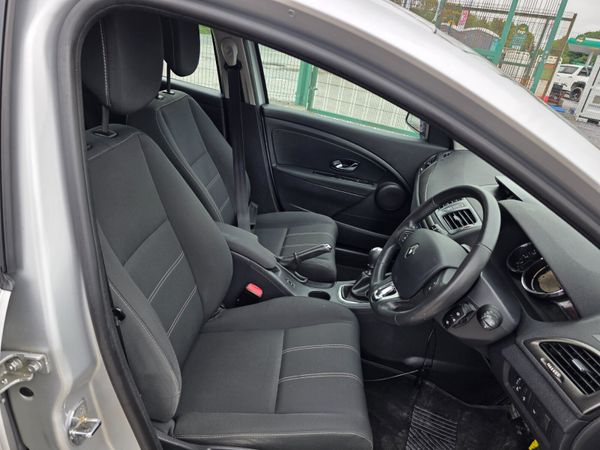Renault Megane Estate  2015 360441771