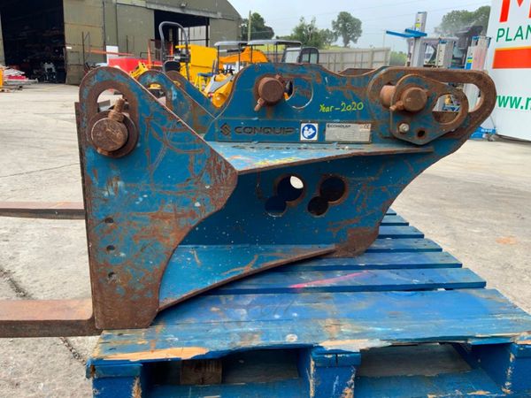 2020 CONQUIP PALLET FORKS....65mm PINS......3679. 360464889