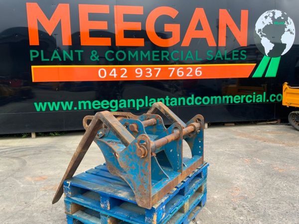 2020 CONQUIP PALLET FORKS....65mm PINS......3679. 360464897