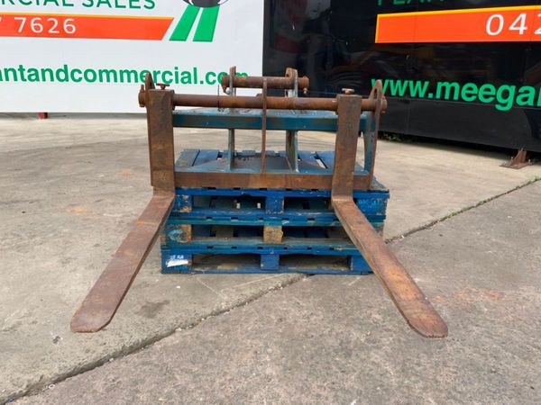 2020 CONQUIP PALLET FORKS....65mm PINS......3679. 360464891