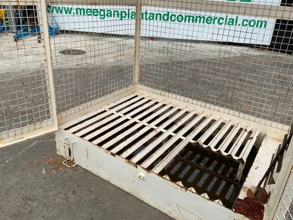 ON SITE CHEMICAL STORAGE CAGE.....3712..(COSHH) 360465024