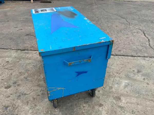 ARMORGUARD OXBOX  TOOL STORAGE BOX...3946. 360465107