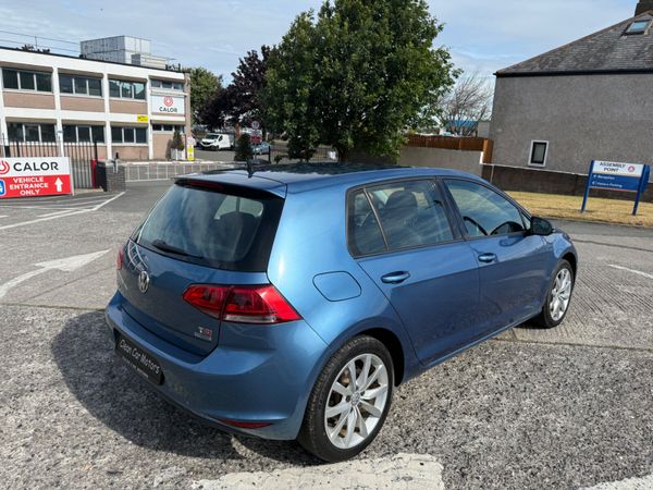 Volkswagen Golf 2014 Automatic 360461217
