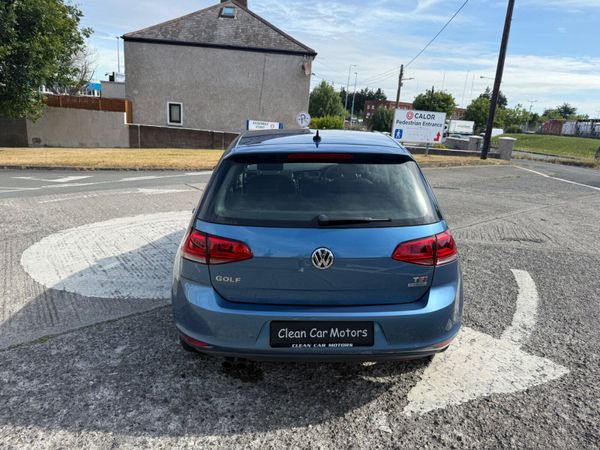 Volkswagen Golf 2014 Automatic 360461229