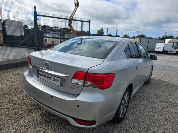 Toyota Avensis 2013 360474729