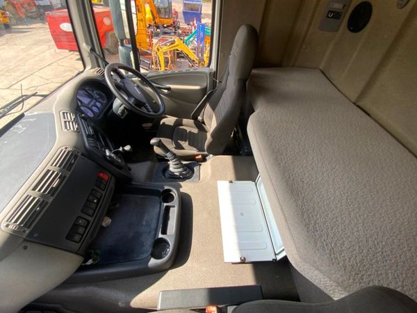 DAF CF65 2012.. . Demountable Curtainside 360478078