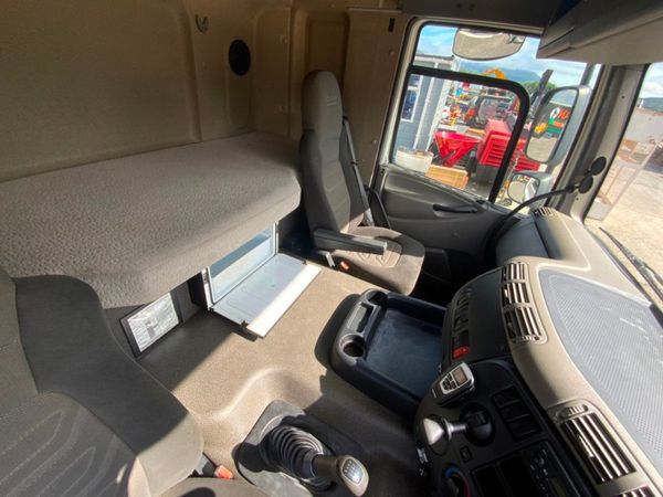 DAF CF65 2012.. . Demountable Curtainside 360478081