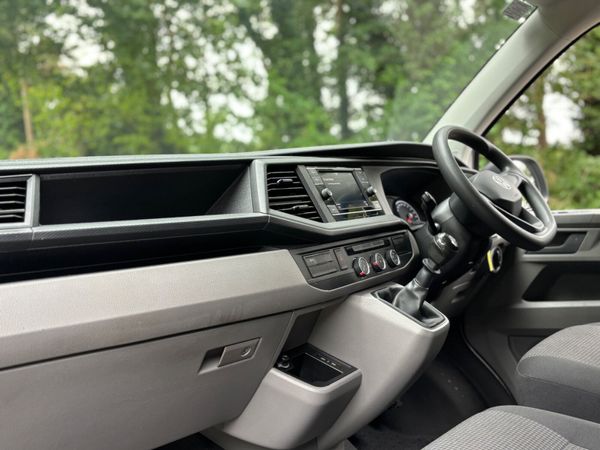 2021 Volkswagen Transporter INCLUDES VAT!! 360489664