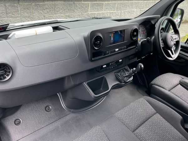 Sprinter 315/39 Premium AC Etc Straight Deal Price 360495173