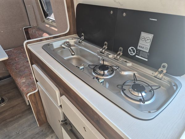 Renault Master Campervan 2017 360503281