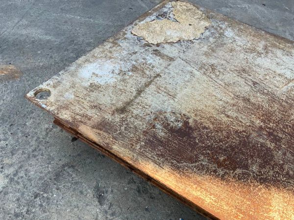 ROAD CROSSING PLATES / TRENCH COVERS....1347. 360512961