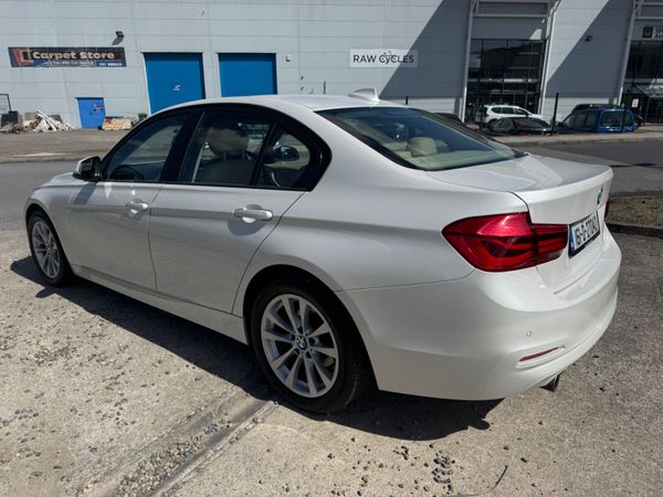 BMW 3-Series 2016 360526314