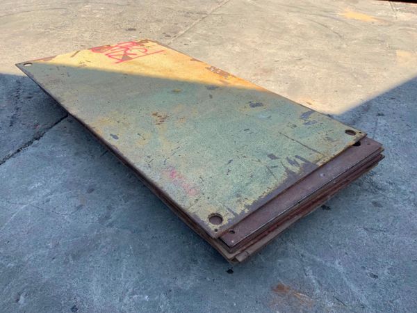 STEEL ROAD PLATES / TRENCH COVERS........1348. 360576661
