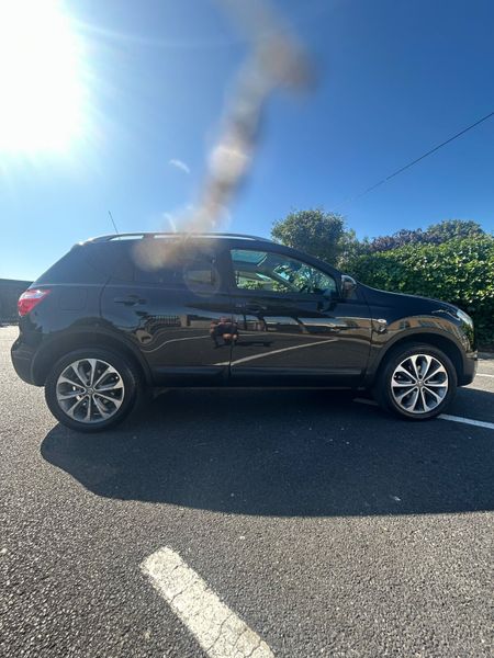 Nissan Qashqai 2013 360585305