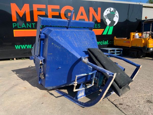 CONQUIP 1500lts CONCRETE POURING SKIP....1125c. 360581145