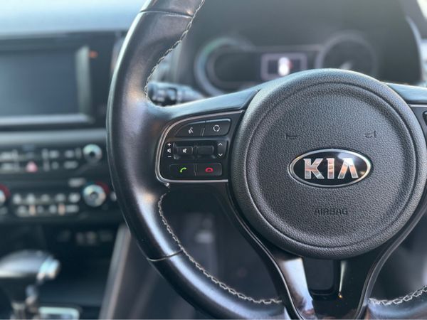 Kia Niro 1.6 GDI 2 104BHP 5DR AUTO 360597136