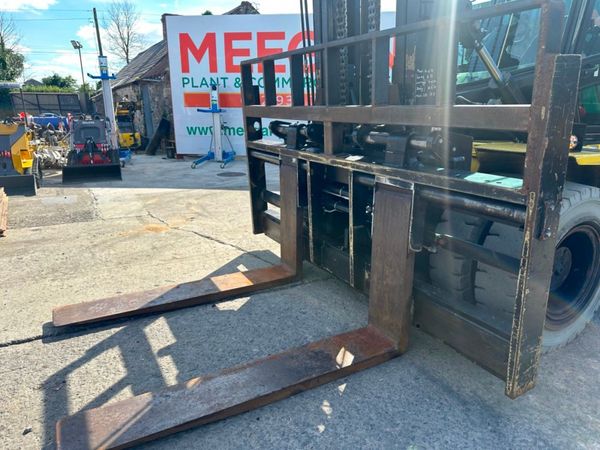 2013 HYSTER 16 TON HEAVY DUTY FORKLIFT. 360592063