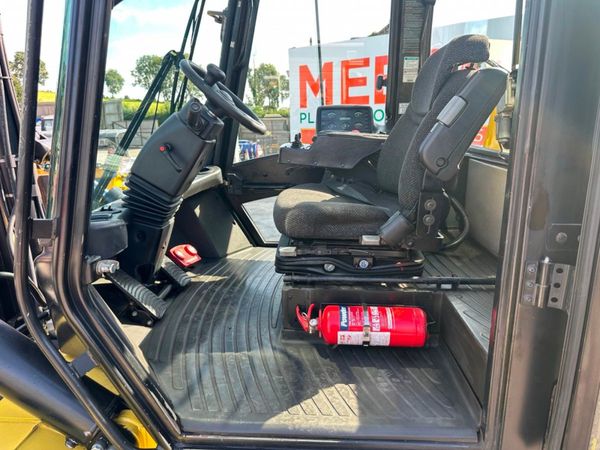 2013 HYSTER 16 TON HEAVY DUTY FORKLIFT. 360592074