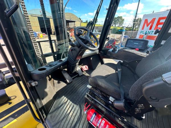 2013 HYSTER 16 TON HEAVY DUTY FORKLIFT. 360592076