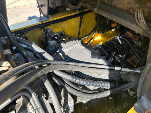 2013 HYSTER 16 TON HEAVY DUTY FORKLIFT. 360592070