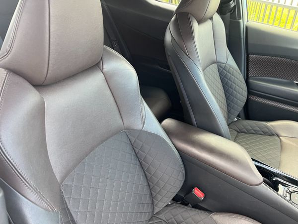 TOYOTA C-HR 2018, 1.8 HYBRID AUTO HIGH SPEC 360601952