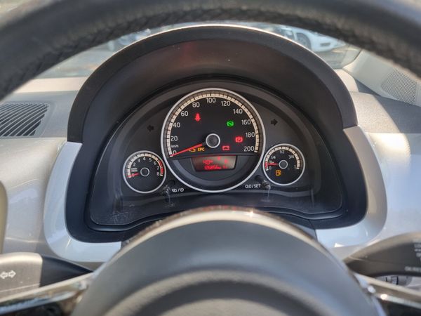Volkswagen Up 1.0 Automatic 360602891