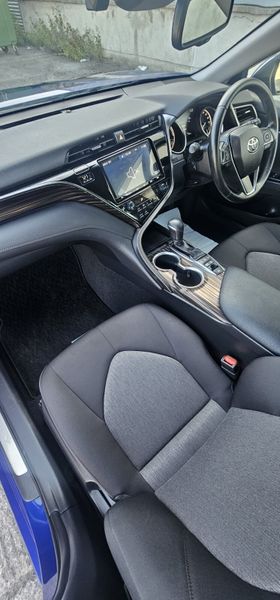 2019 Toyota Camry | Hybrid 360603085