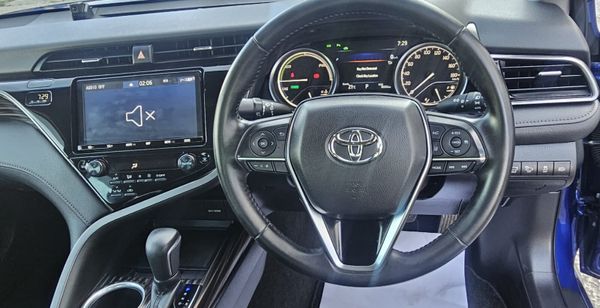 2019 Toyota Camry | Hybrid 360603088