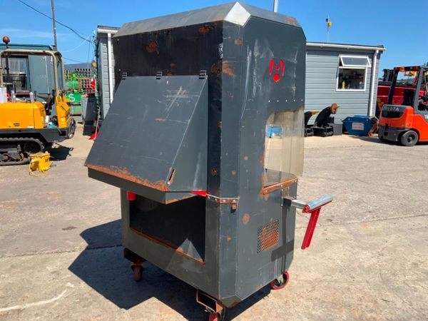 ARMOGUARD MOBILE CUTTING STATION.....4174. 360603175