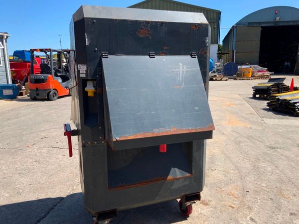 ARMOGUARD MOBILE CUTTING STATION.....4174. 360603178
