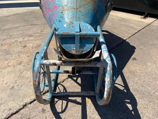 1500lts CONQUIP CONEFLOW CONCRETE SKIP...1370. 360603291