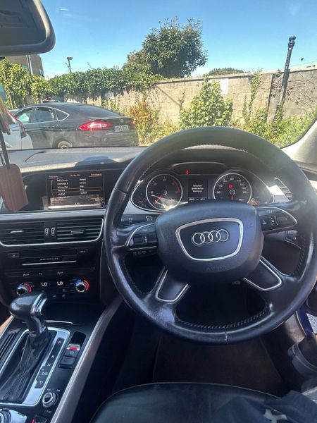 Audi A4 2014 360616316