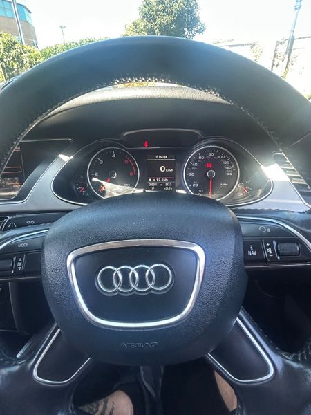Audi A4 2014 360616310