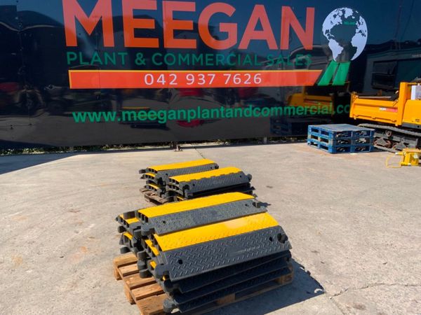INTERLOCKING CABLE PROTECTION RAMPS....2224. 360610286