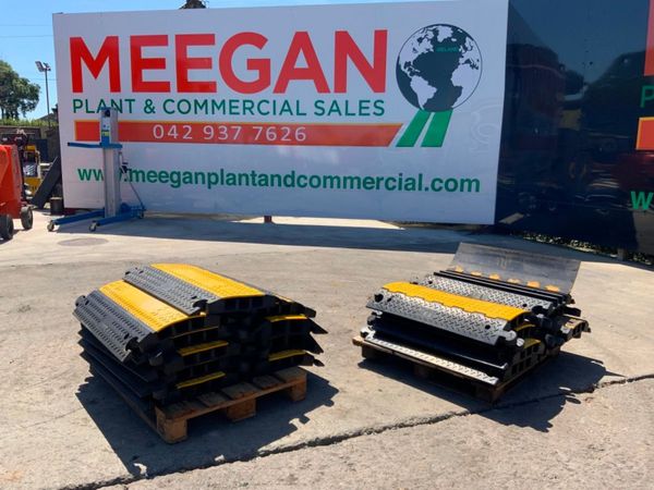 INTERLOCKING CABLE PROTECTION RAMPS....2224. 360610300
