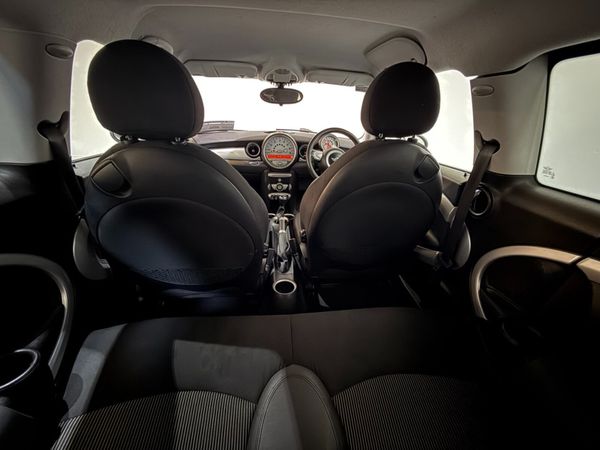Mini Cooper Clubman 1.6L Full Service History 360612677