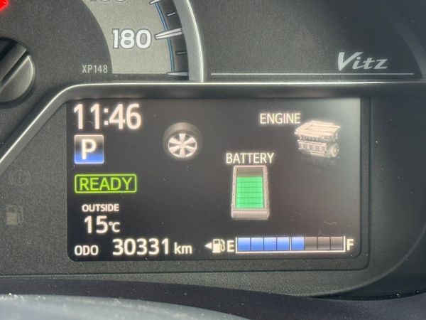 2017 Toyota Vitz/ Yaris 1.5 Hybrid  automatic, 360639439