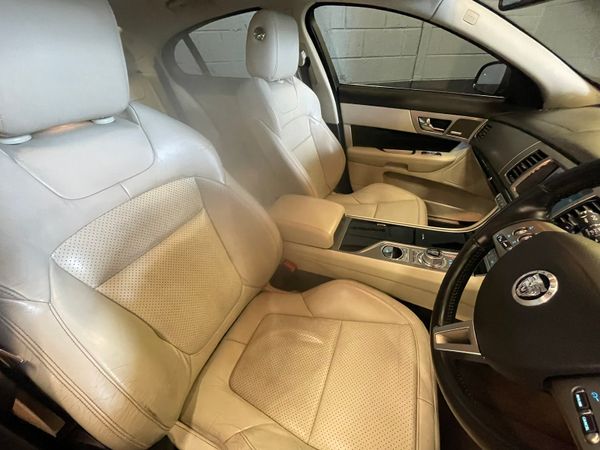 Jaguar XF S 3Ltr V6 Diesel  ** Low Klms ** 360650852