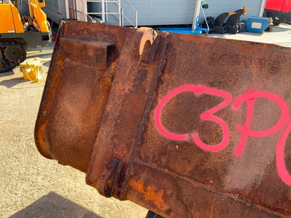 90"  JCB TELEPORTER LOADING BUCKET.....C3PO. 360683845
