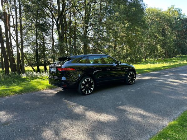 Jaguar F-Pace 2016 R Sport AWD 360696949