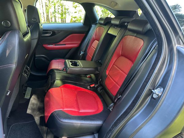 Jaguar F-Pace 2016 R Sport AWD 360697139
