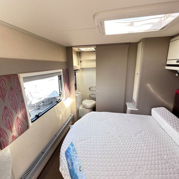 ✨STUNNING STERLING ECCLES 4 BERTH FIXED BED✨ 360698474