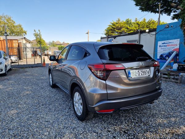 Honda Vezel 1.5L Hybrid|High-Spec|Low Miles 360715758