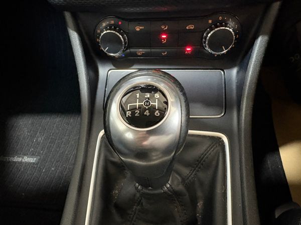 2016 Mercedes Benz A180 D Executive 1.5 360710784